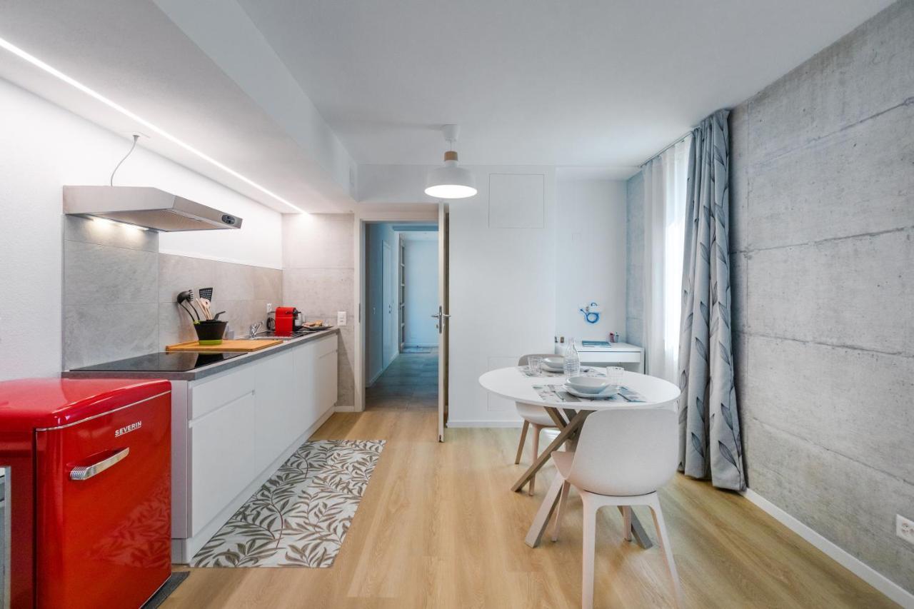 Easy Flat Vezia, Indipendent Entrance, Free Parking Apartment Lugano Luaran gambar