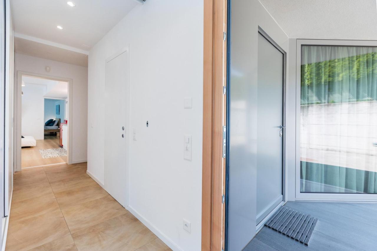 Easy Flat Vezia, Indipendent Entrance, Free Parking Apartment Lugano Luaran gambar