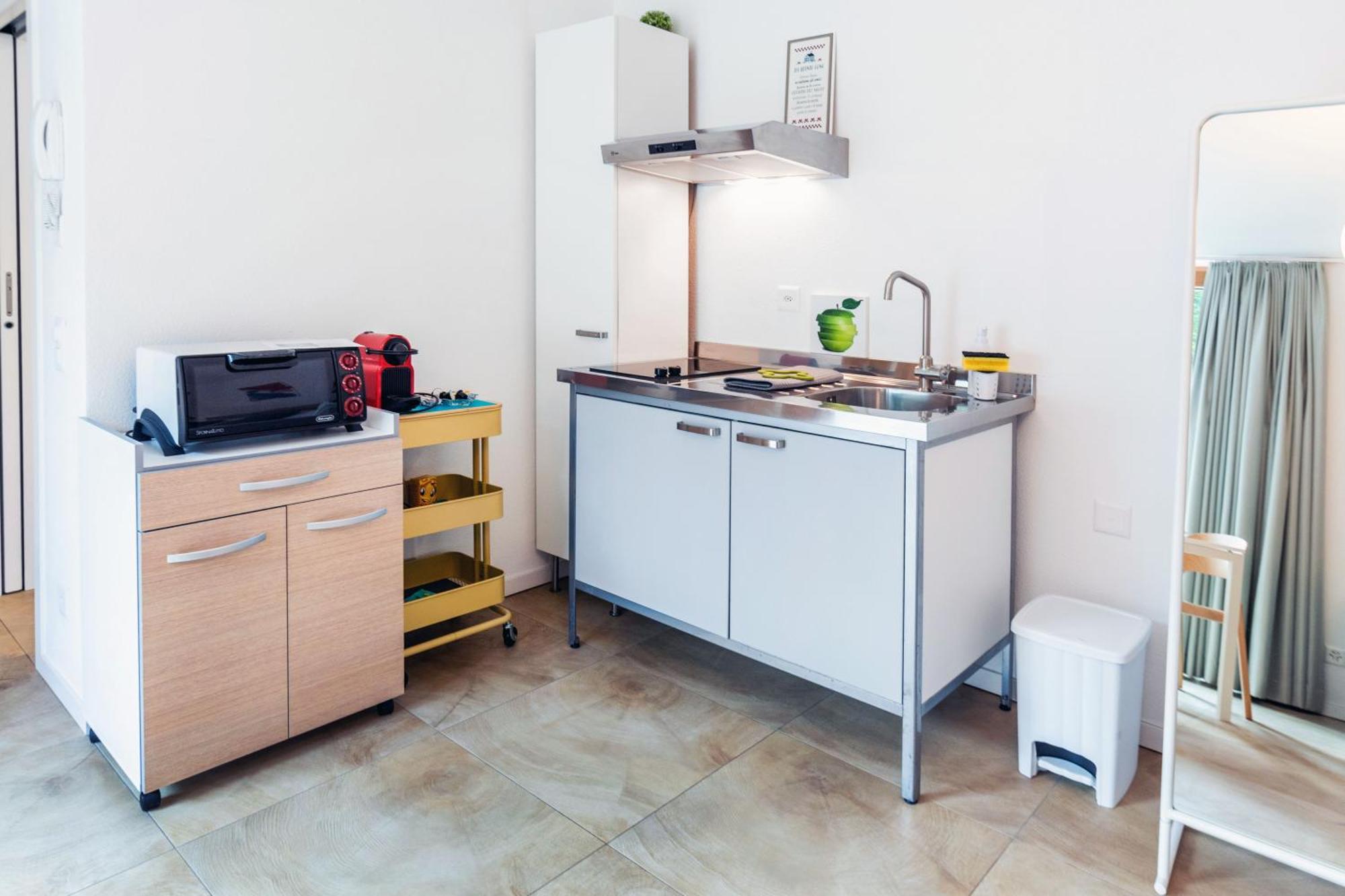 Easy Flat Vezia, Indipendent Entrance, Free Parking Apartment Lugano Luaran gambar