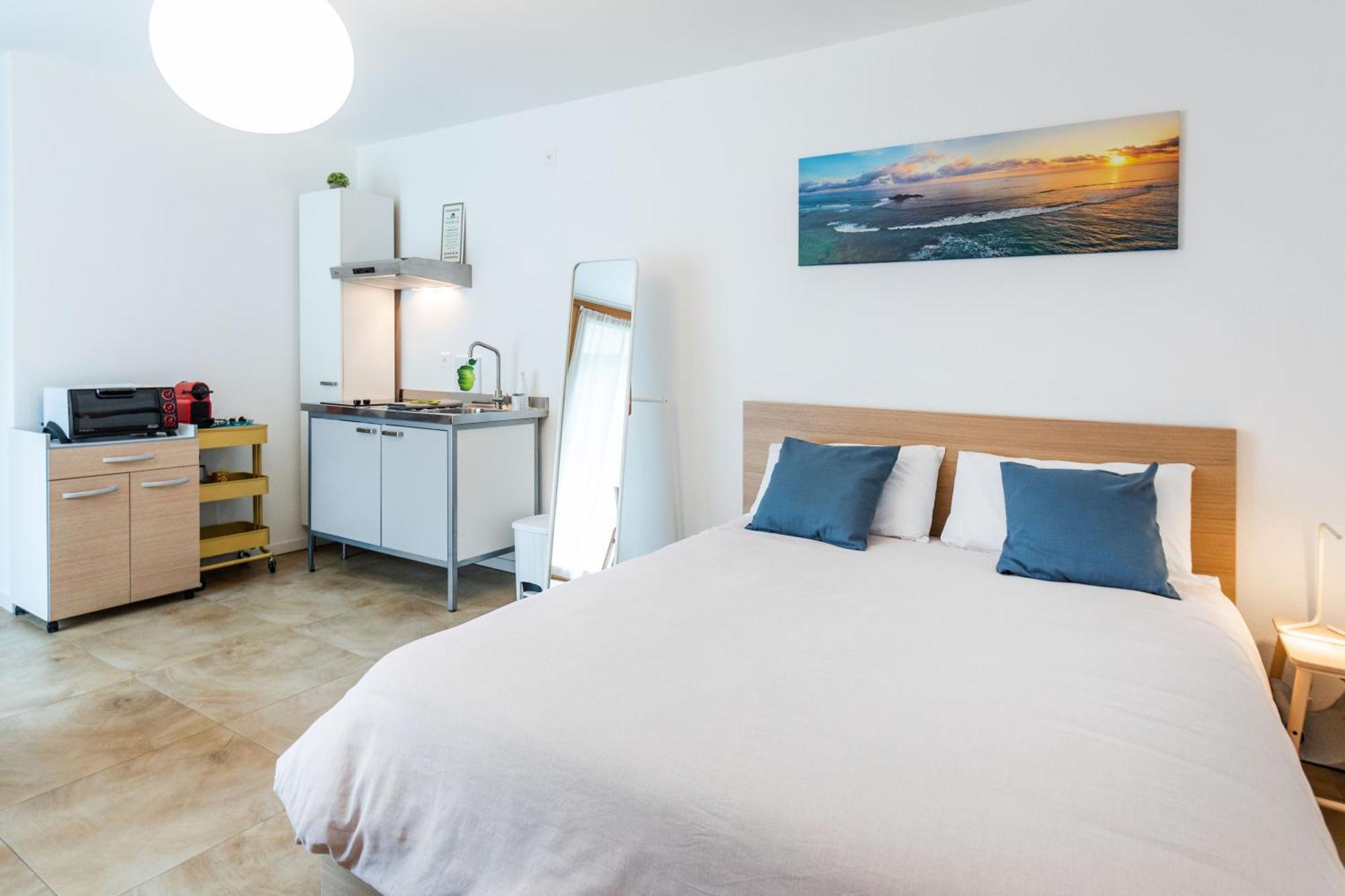 Easy Flat Vezia, Indipendent Entrance, Free Parking Apartment Lugano Bilik gambar